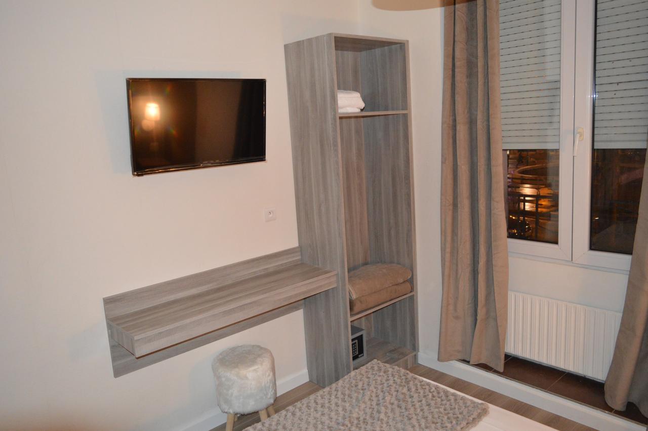 Menil Bon Temps Hotel Parijs